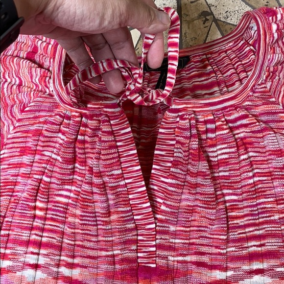 BCBGMaxAzria Shift Silk Dolman Sleeves Knit blouse Pink Cream Size M - Picture 5 of 11